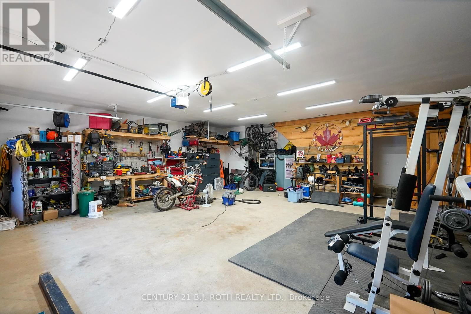 59 WHITE BEAR COURT Image 30