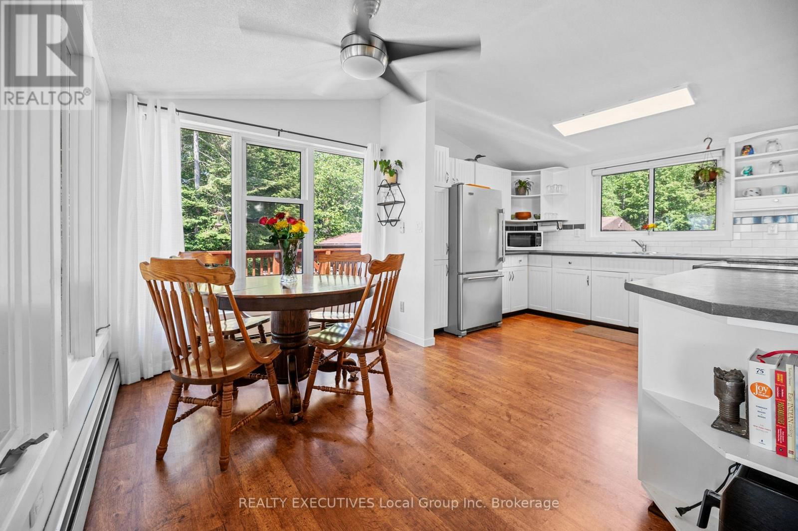 351-E EVERGREEN ROAD Image 19