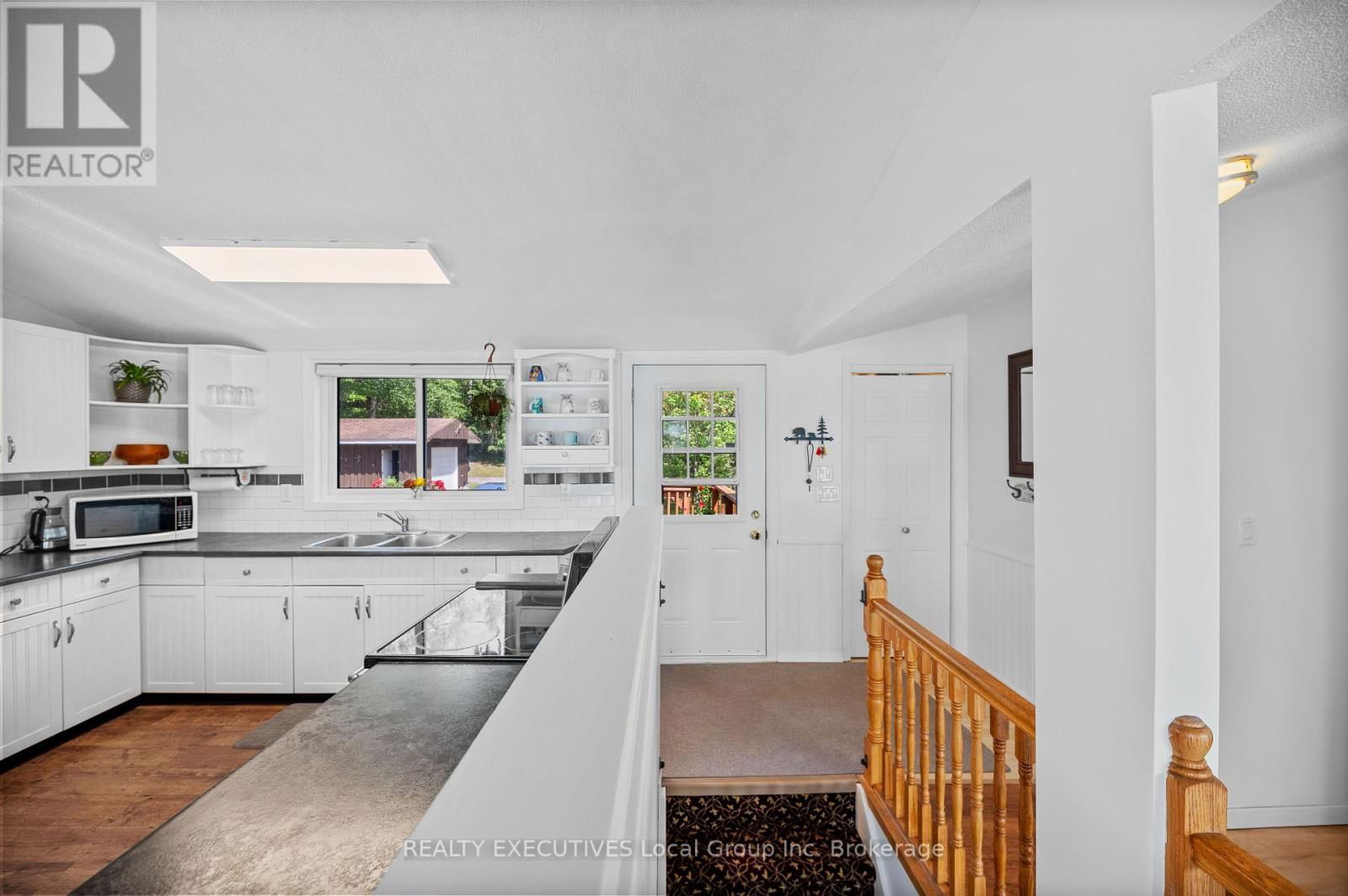 351-E EVERGREEN ROAD Image 36