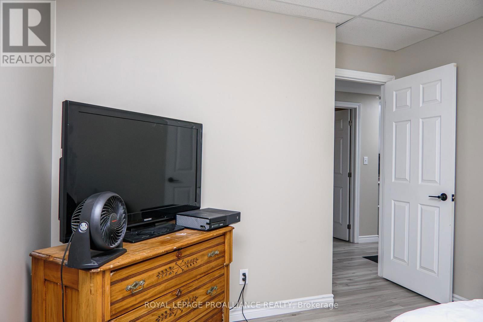 2436 STIRLING- MARMORA ROAD Image 32