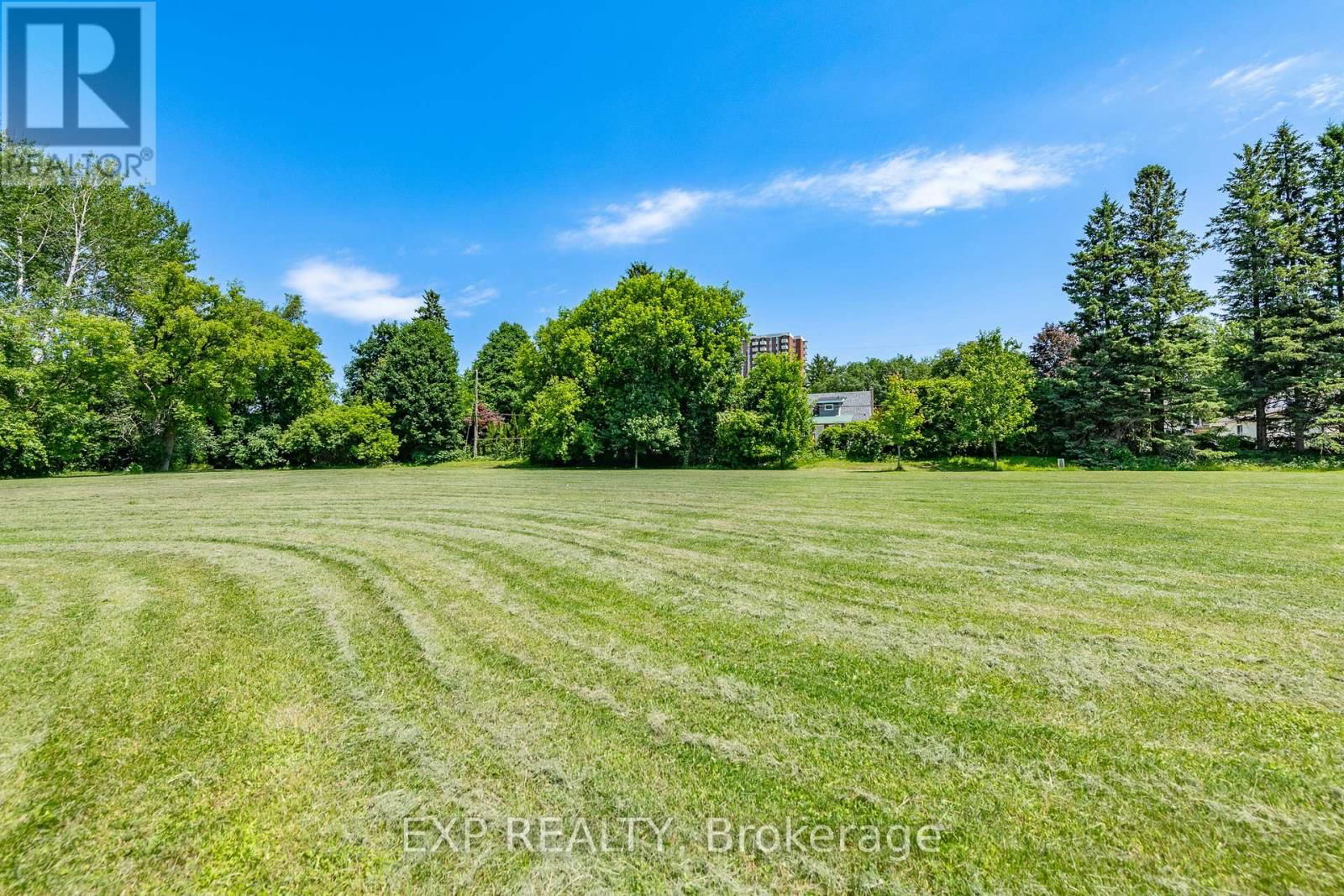 1552 CALEDON STREET Image 10
