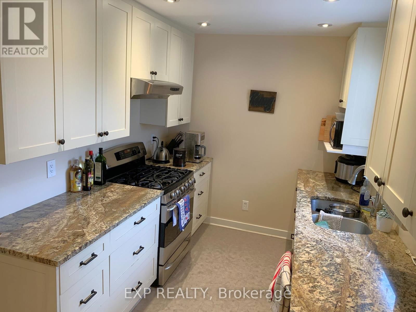 1552 CALEDON STREET Image 19