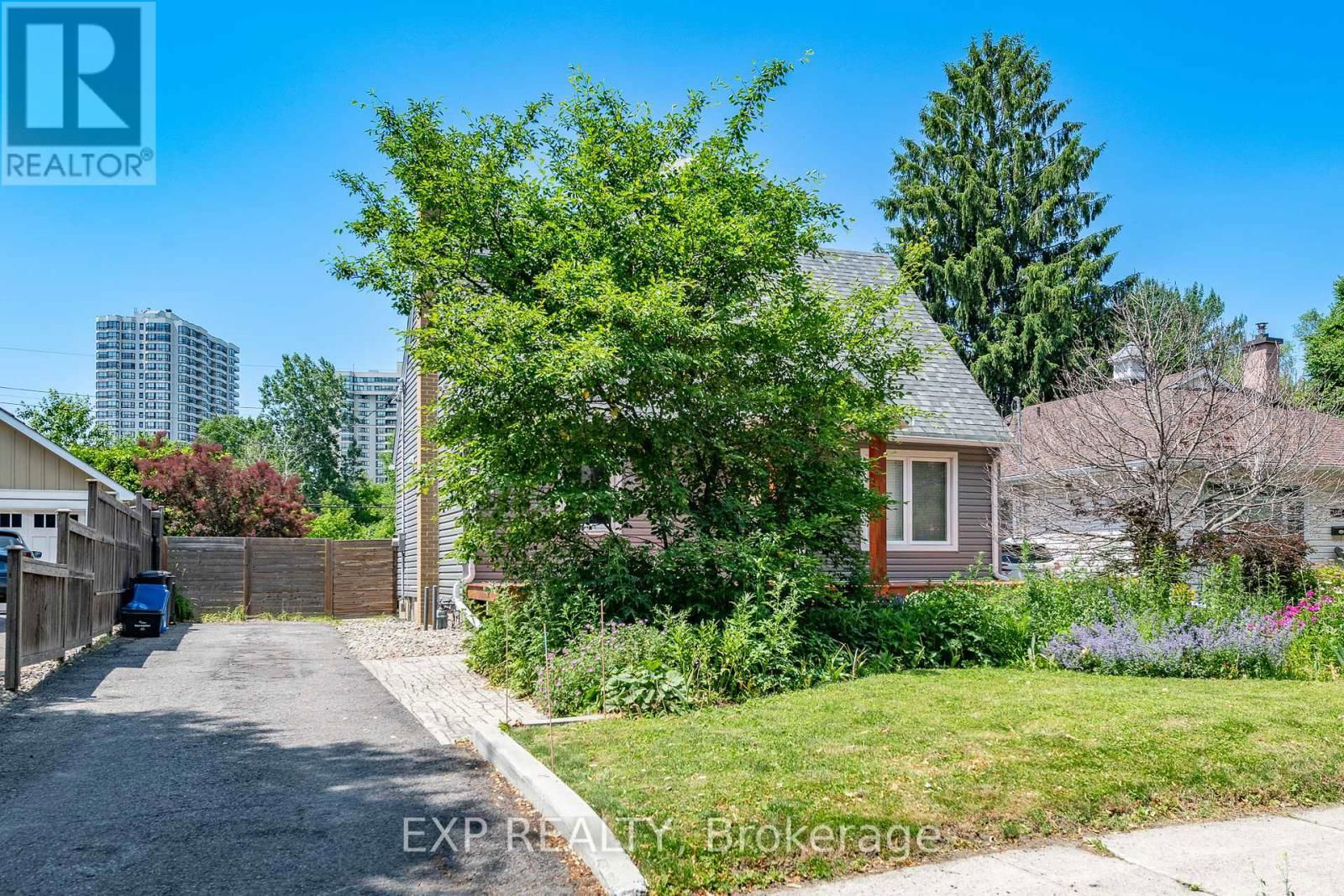 1552 CALEDON STREET Image 3