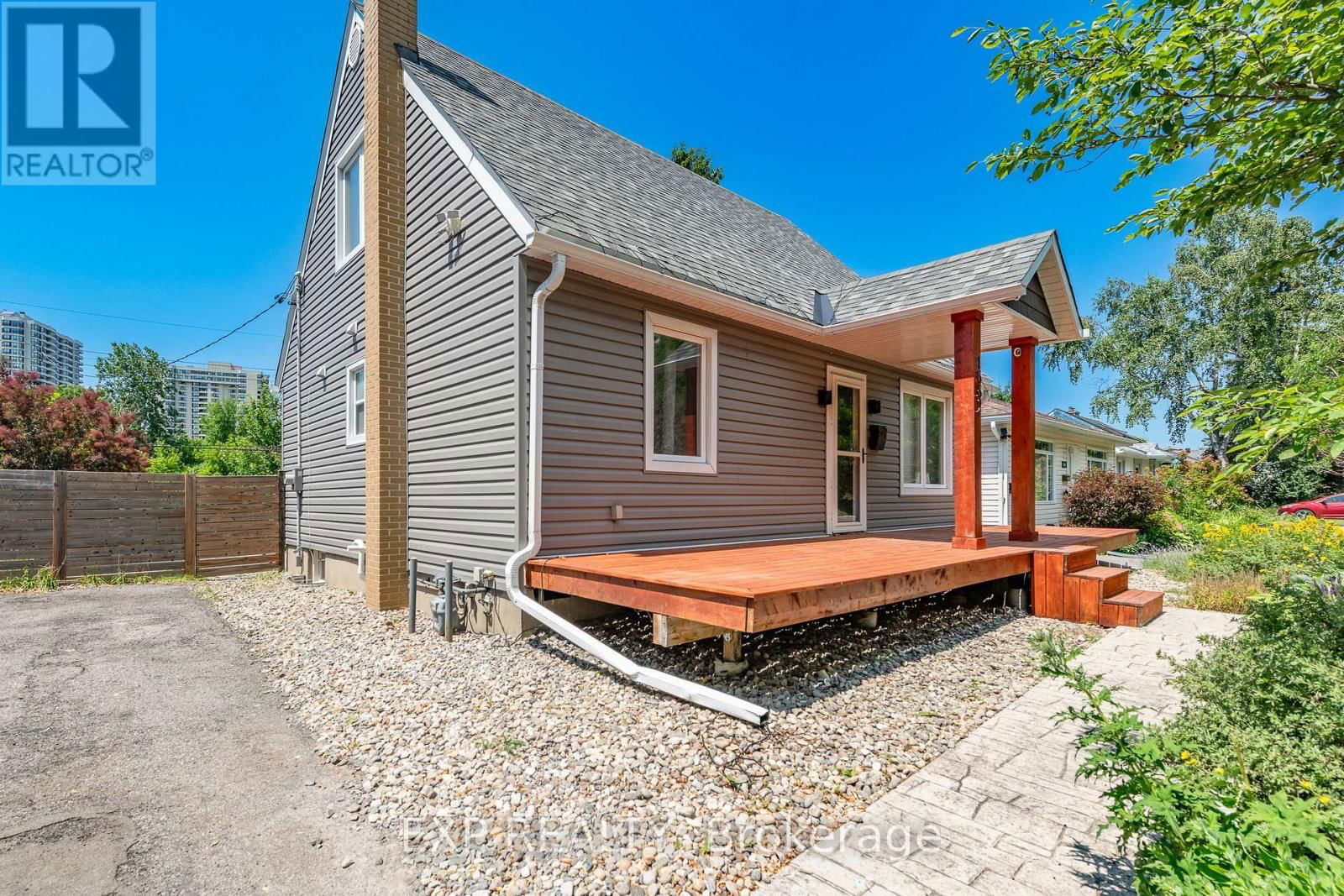 1552 CALEDON STREET Image 5