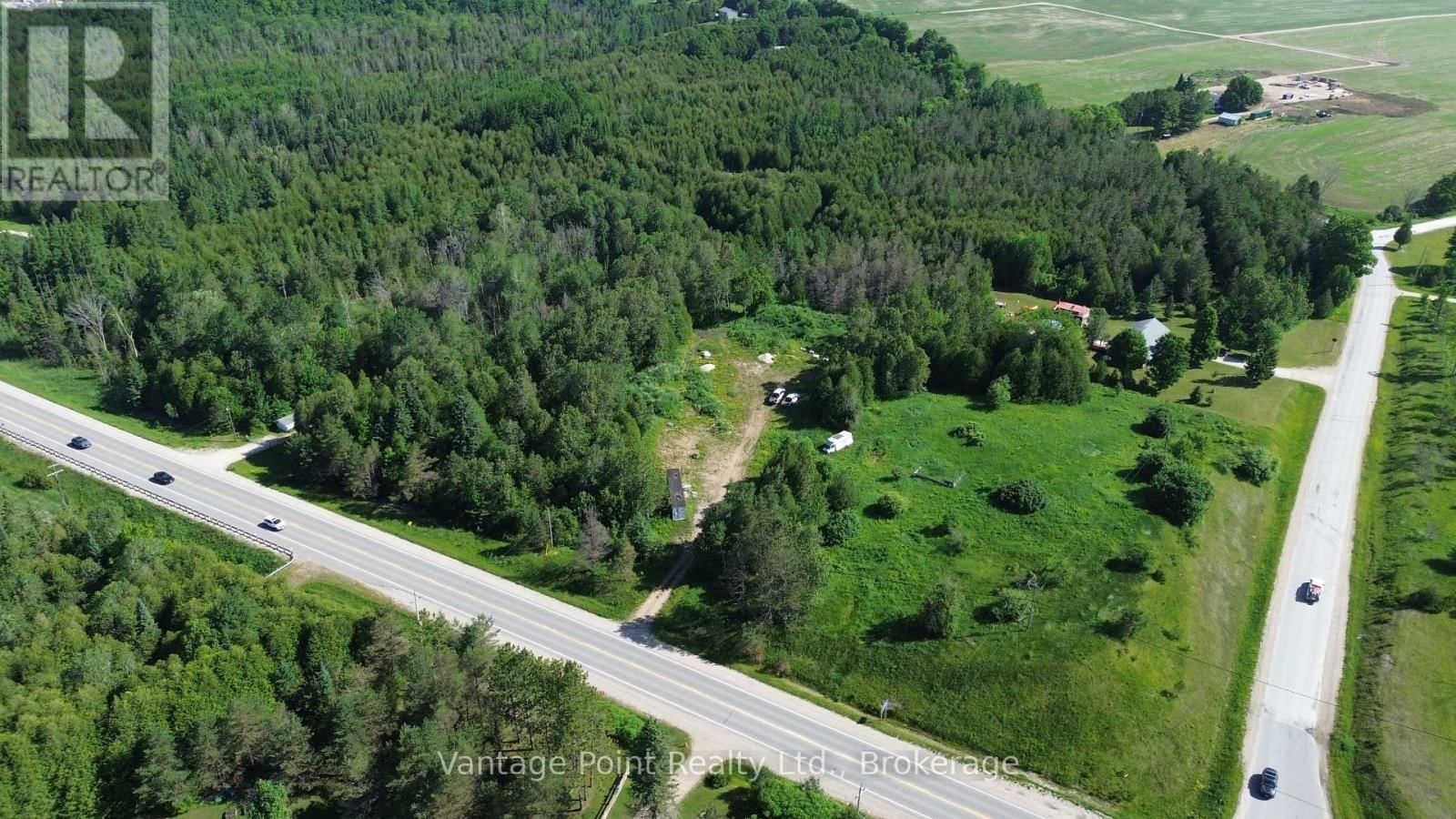 775381 10 HIGHWAY NORTH Image 2