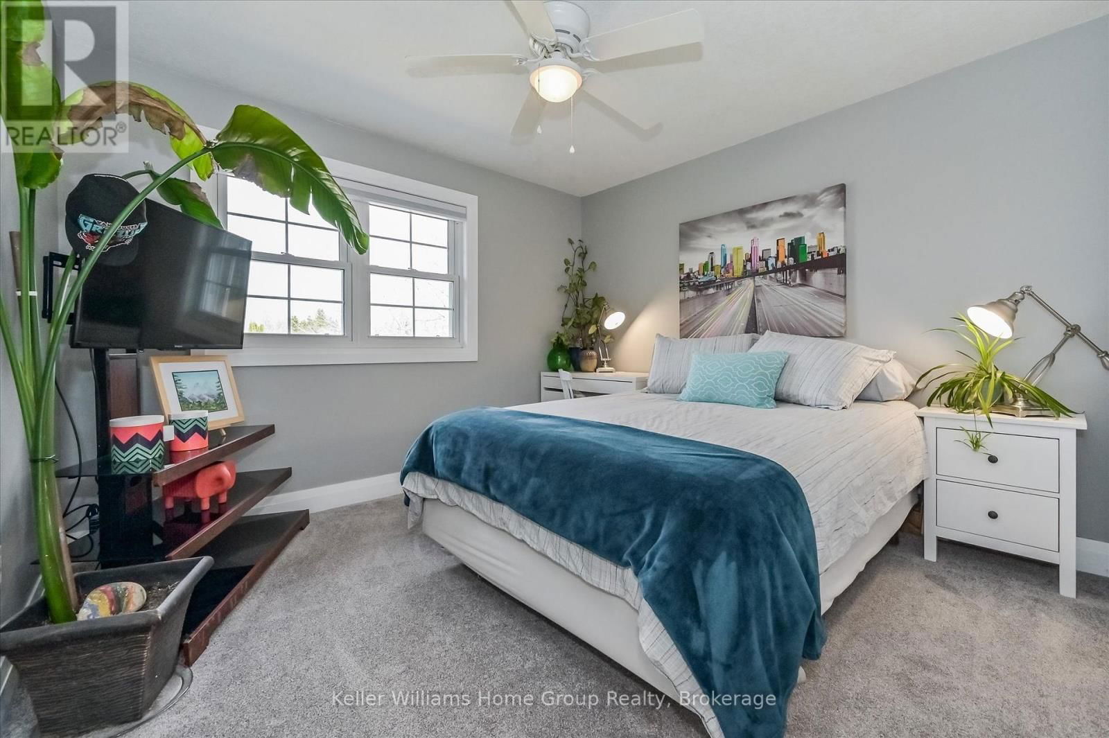 4 SARGENT BOULEVARD Image 27