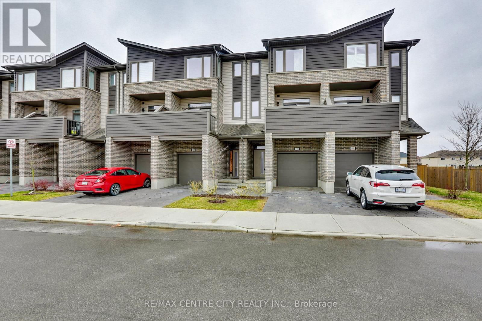 106 - 2070 MEADOWGATE BOULEVARD Image 2