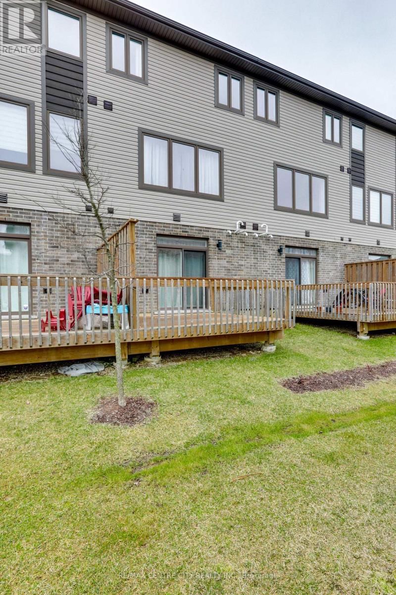 106 - 2070 MEADOWGATE BOULEVARD Image 46