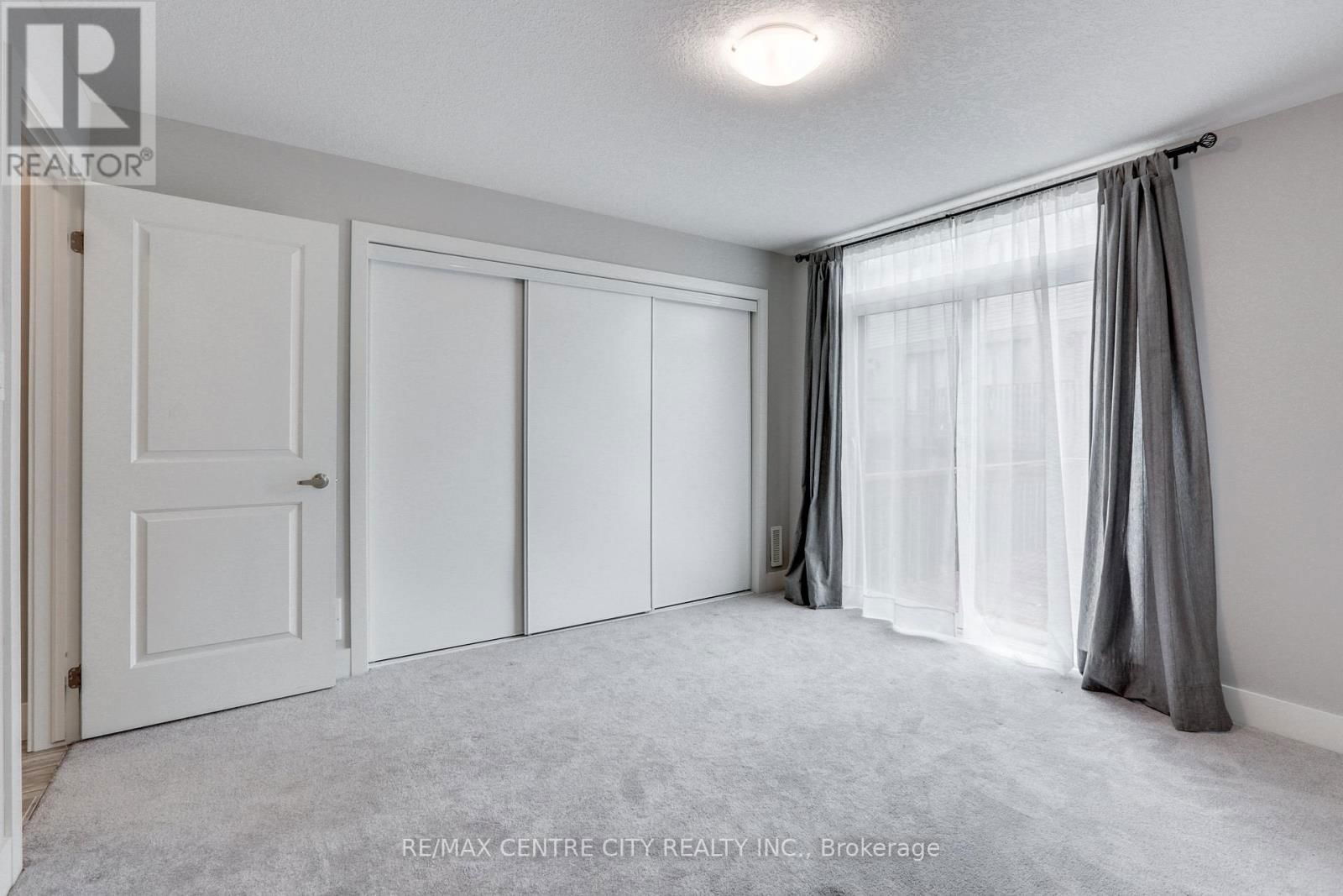 106 - 2070 MEADOWGATE BOULEVARD Image 9