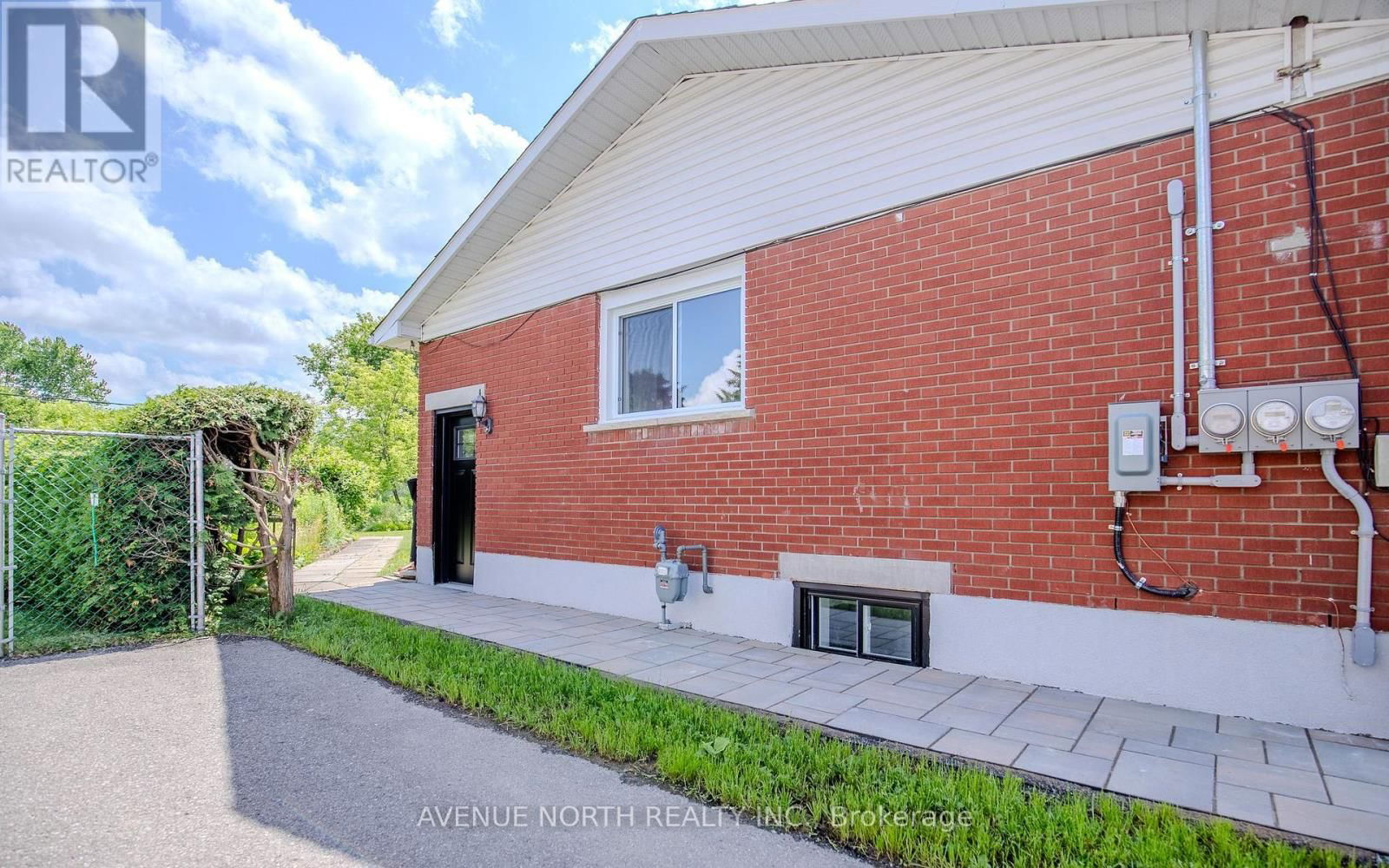 882 BALSAM DRIVE Image 20