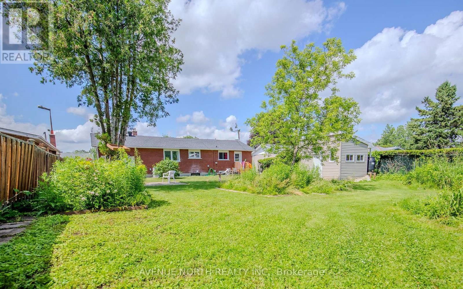 882 BALSAM DRIVE Image 31