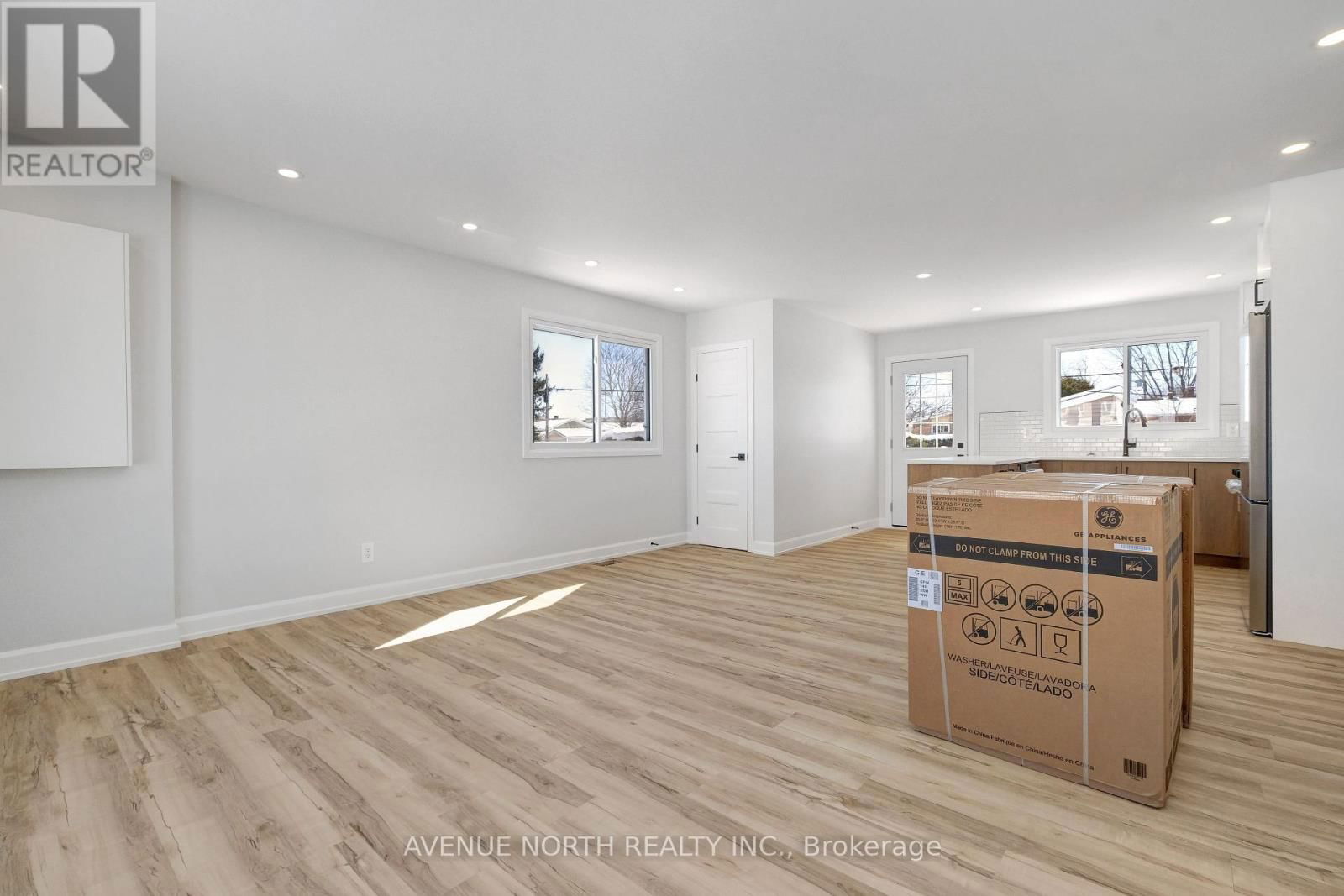 882 BALSAM DRIVE Image 8
