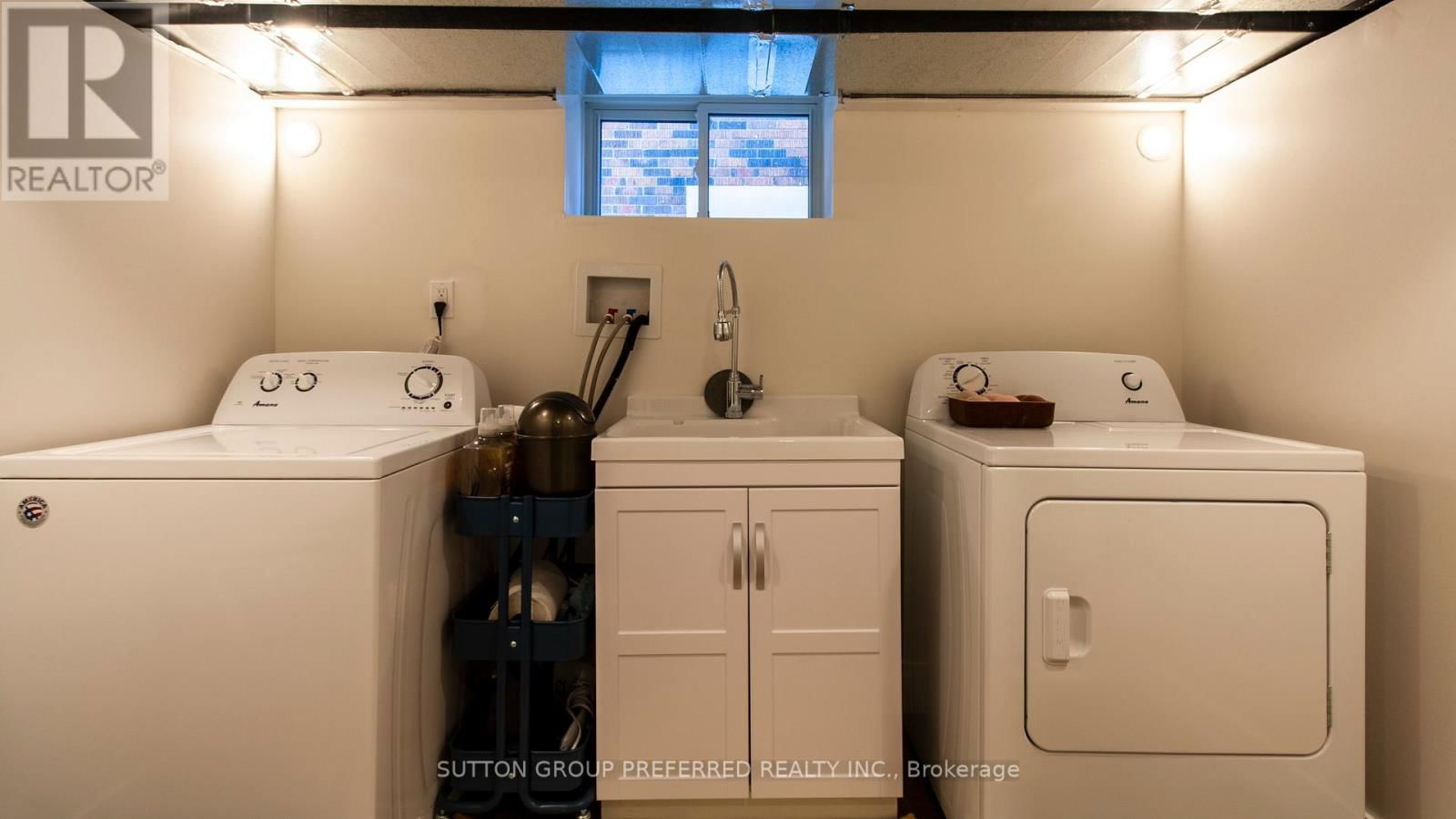 458 WOODMAN AVENUE Image 41