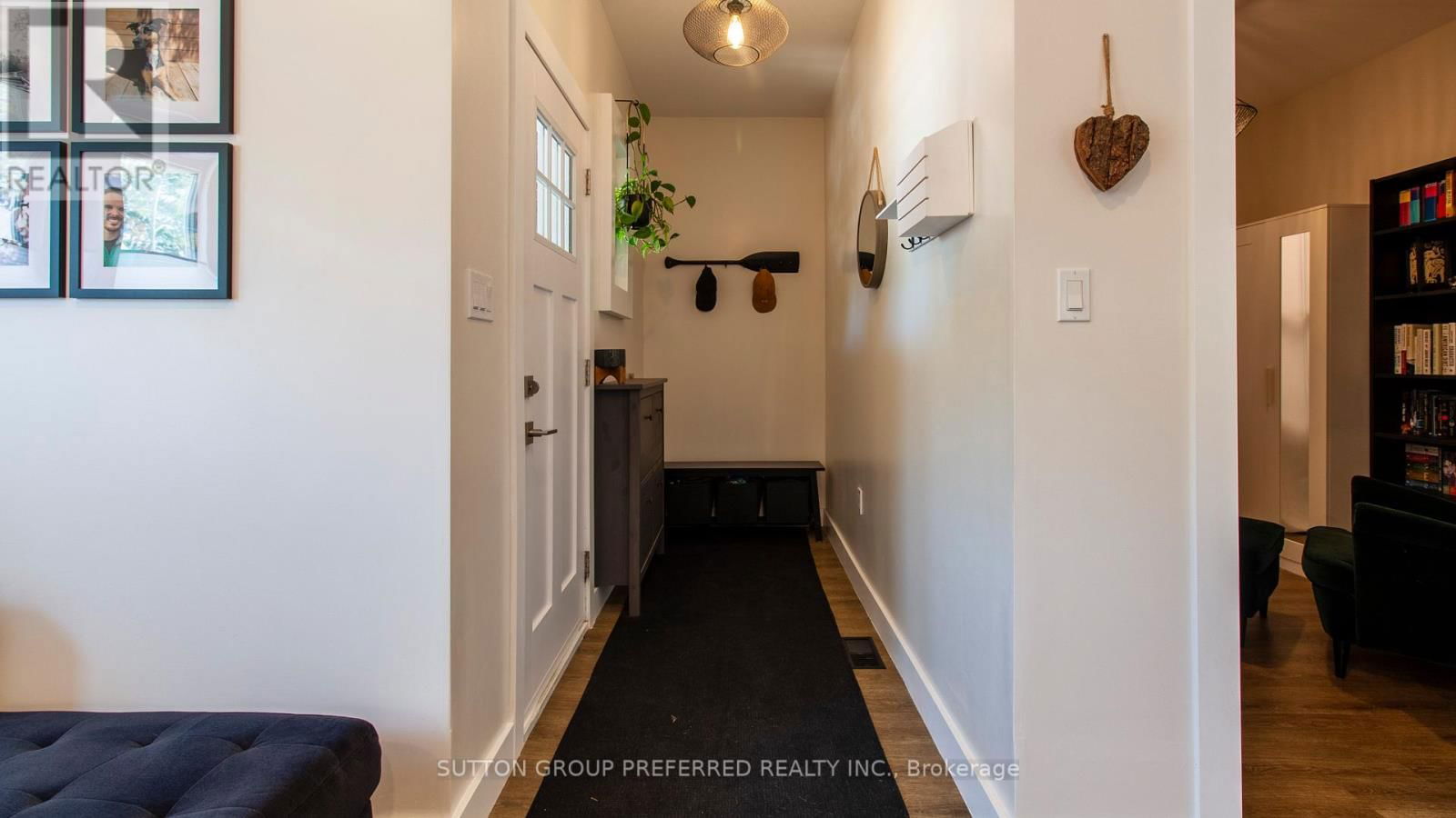 458 WOODMAN AVENUE Image 5