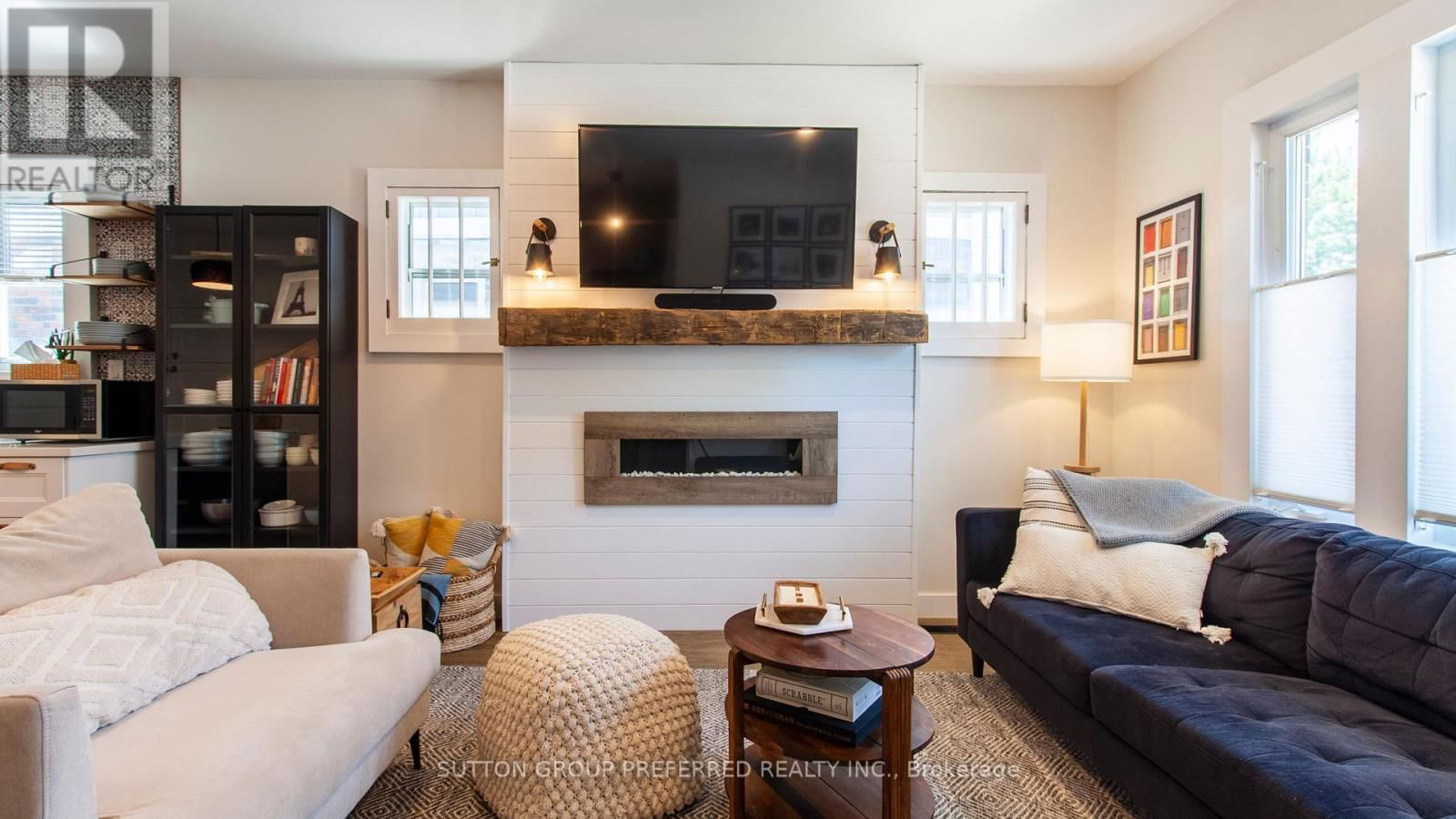 458 WOODMAN AVENUE Image 6