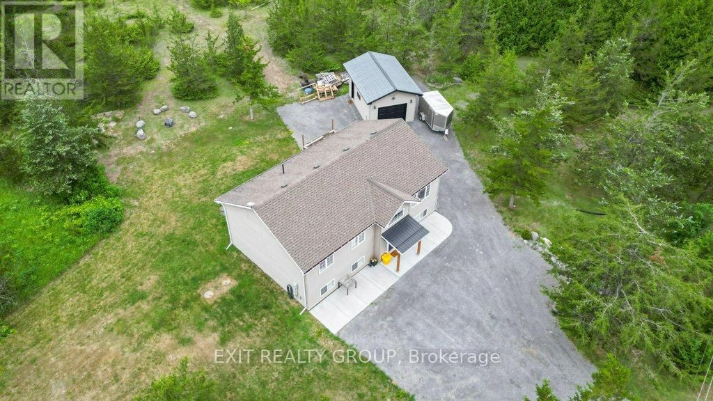 2073 SHANNON ROAD Image 37