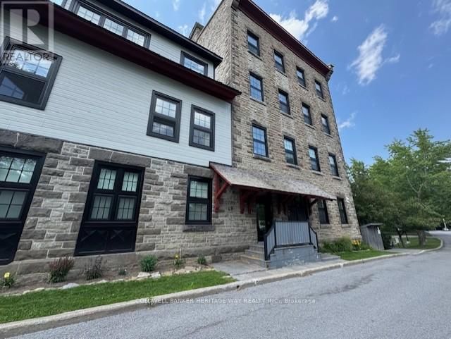 1 - 49 MILL STREET Image 2