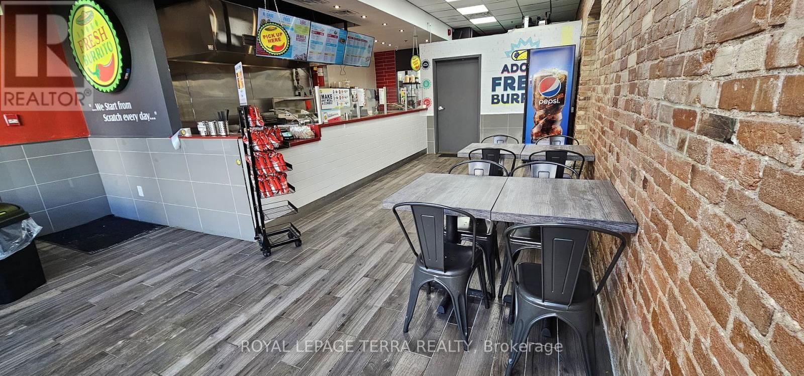 102 & 103 - 10 DOWNIE STREET Image 4