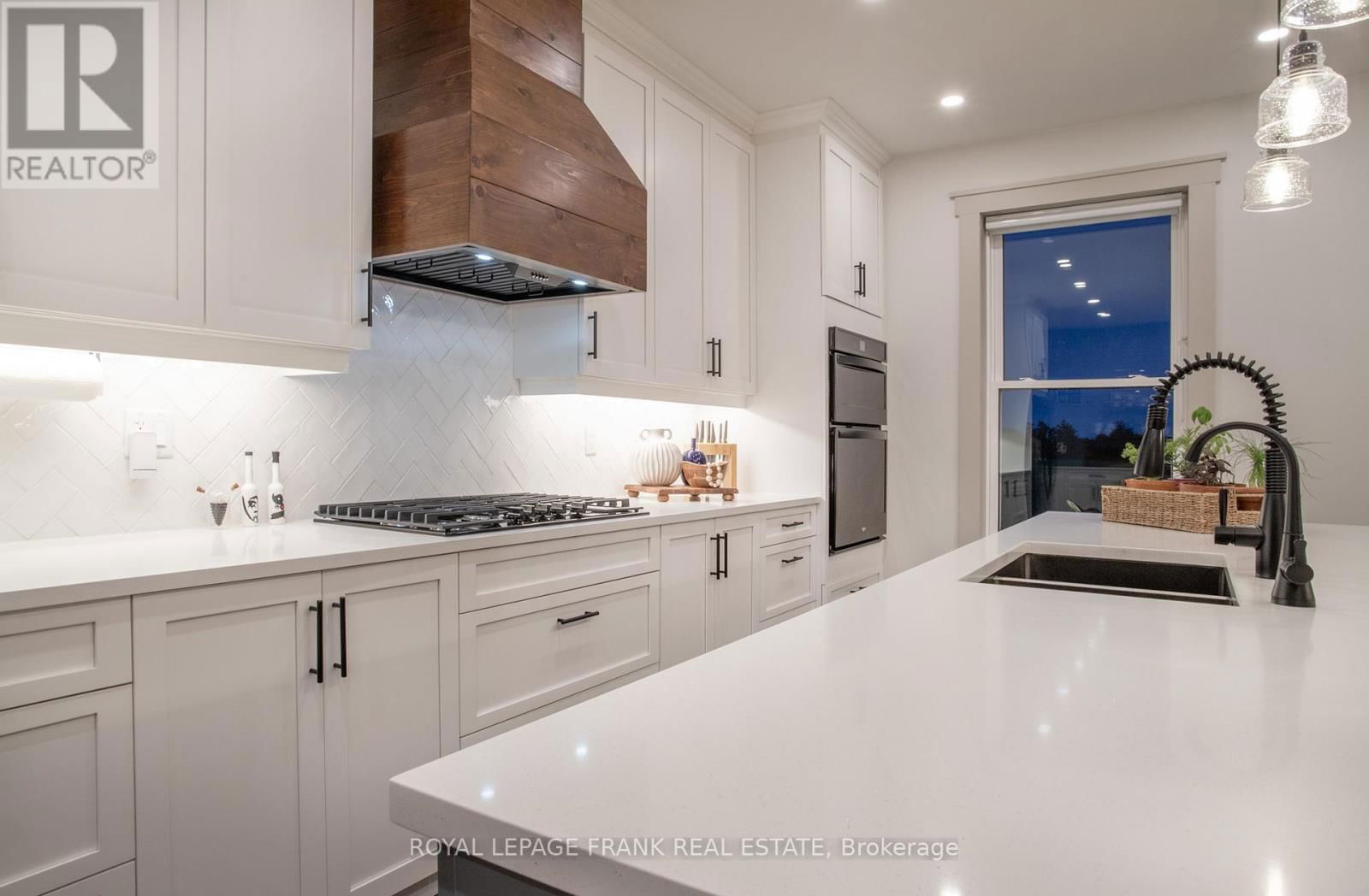 621 MOUNT PLEASANT ROAD Image 26