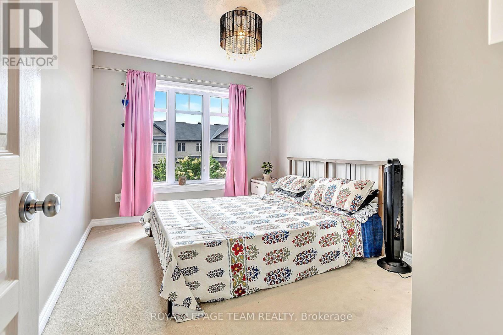 421 ARNCLIFFE AVENUE Image 23