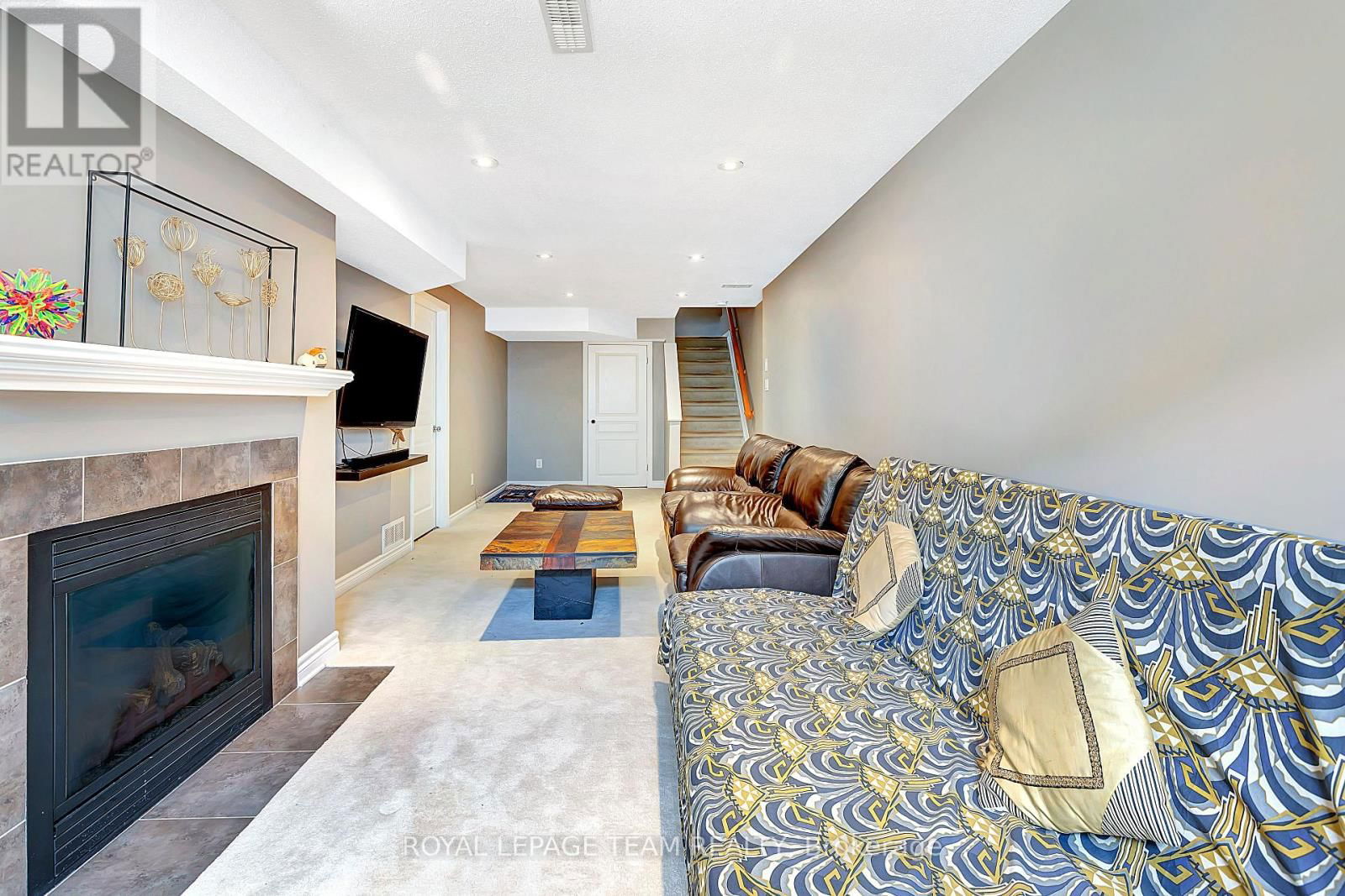 421 ARNCLIFFE AVENUE Image 28