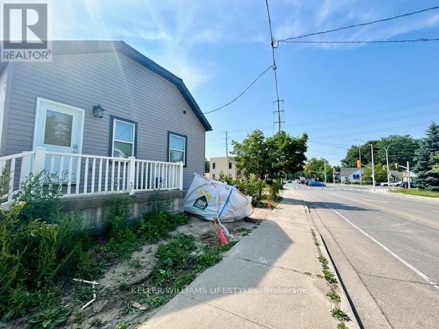 1 - 178 WOODWARD AVENUE Image 13