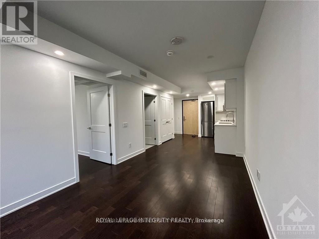 810 - 340 QUEEN STREET SOUTH Image 3