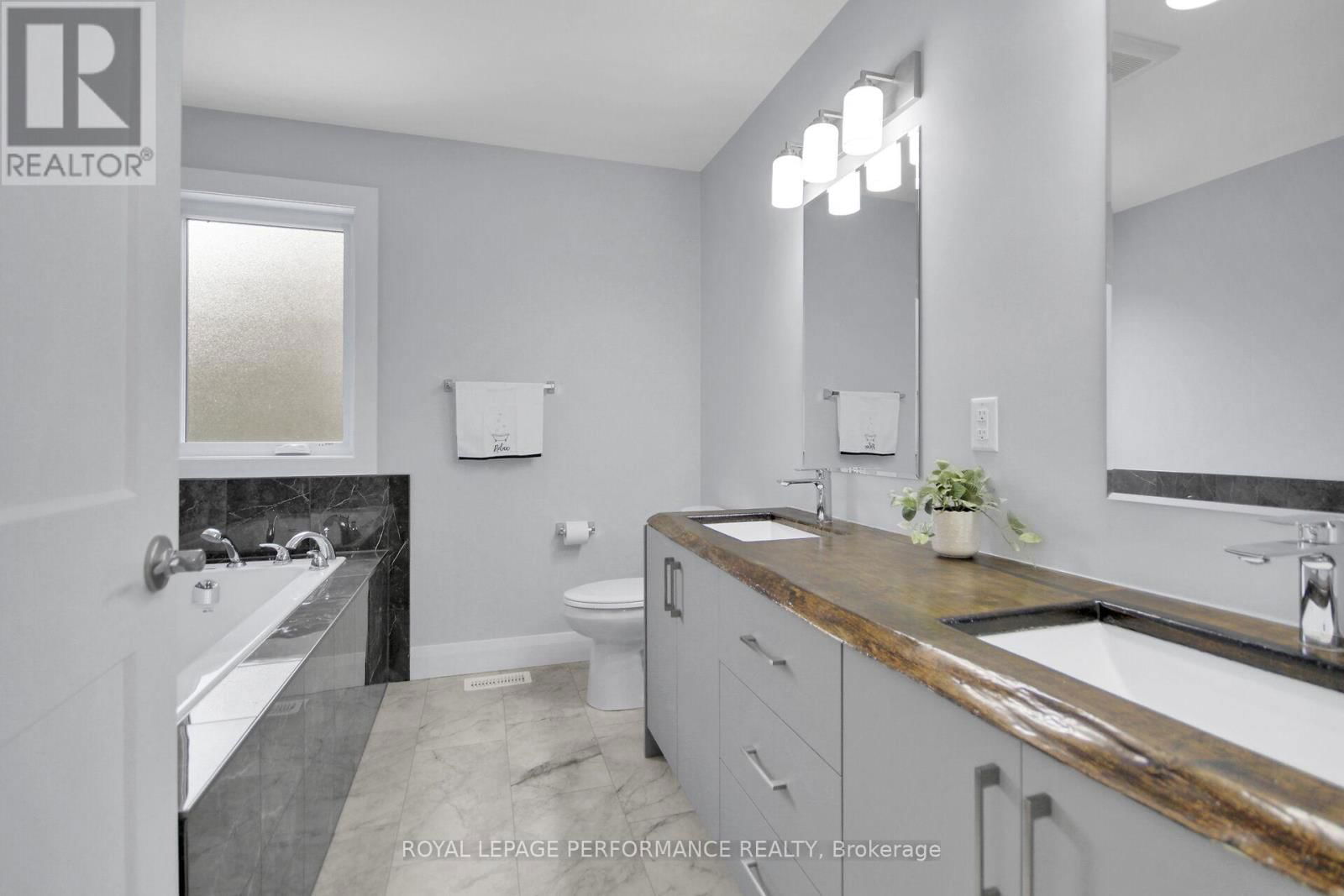 9 BRYDON COURT Image 39