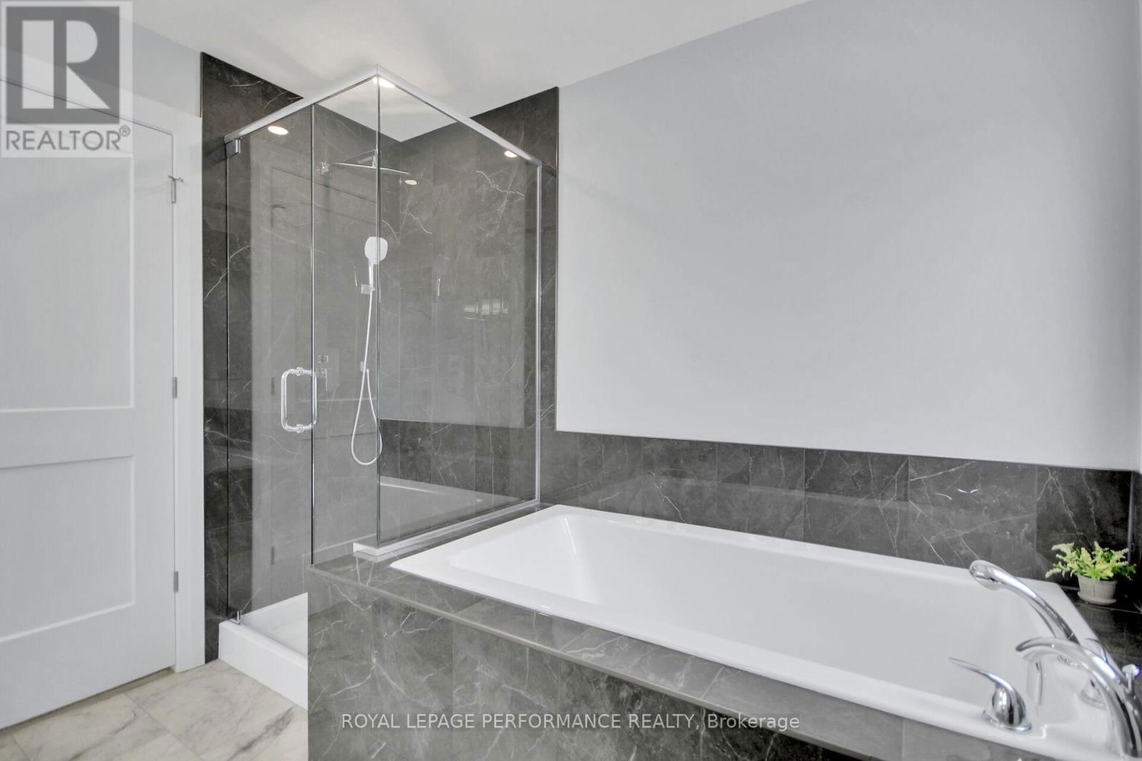 9 BRYDON COURT Image 40