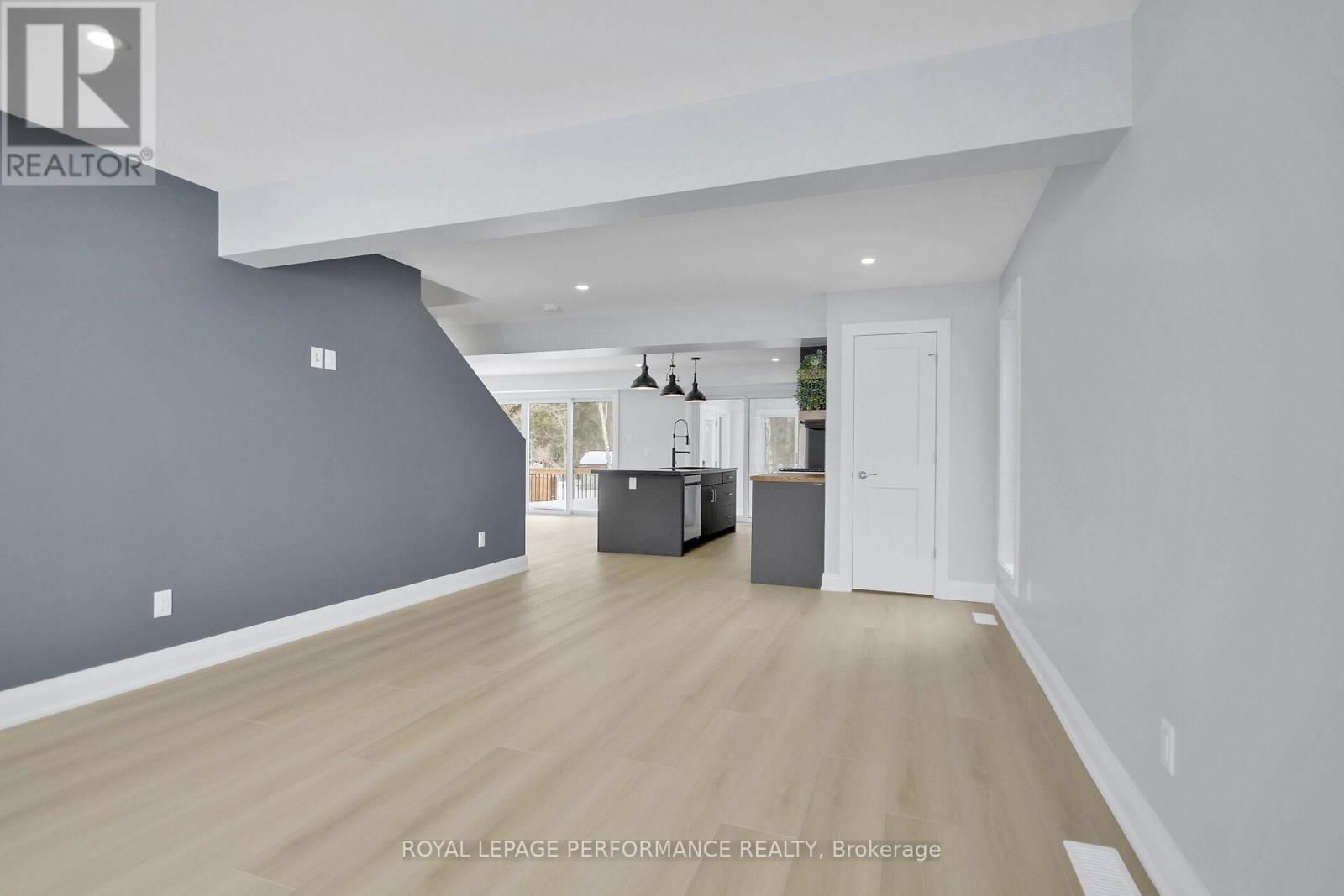 9 BRYDON COURT Image 6