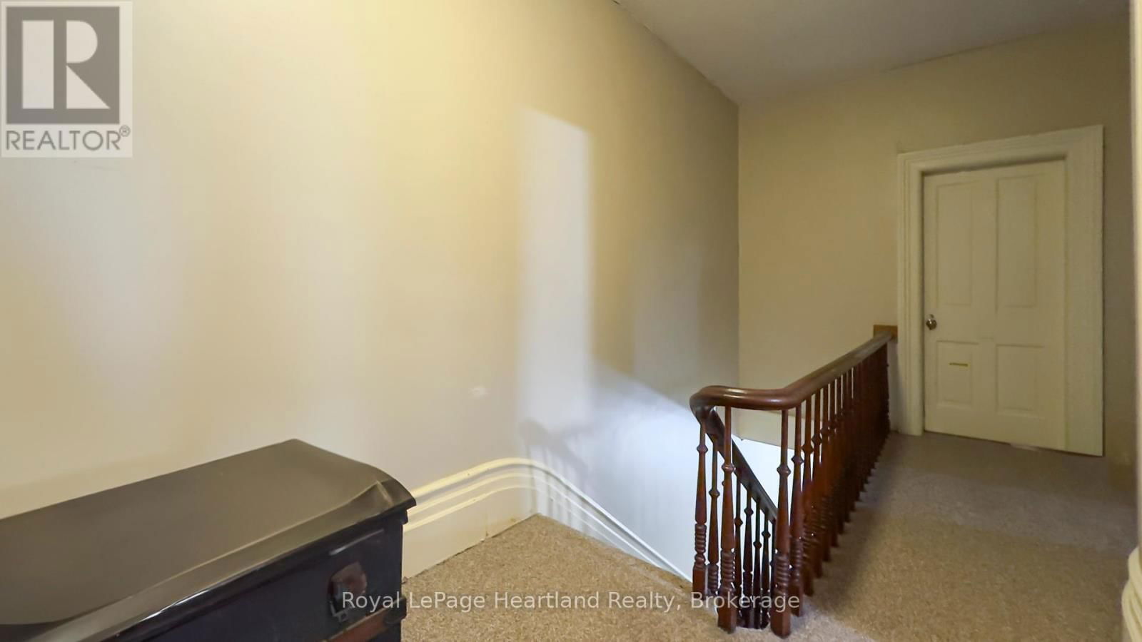 190 ALBERT STREET Image 32