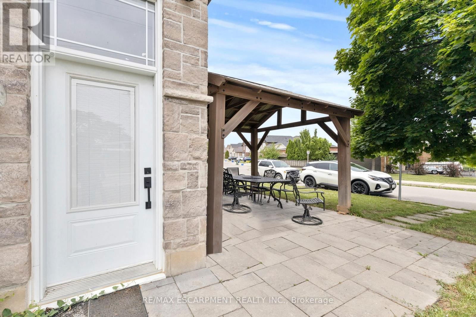 87 OWEN PLACE Image 20