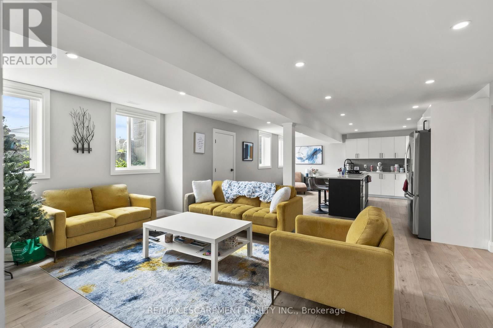 87 OWEN PLACE Image 22