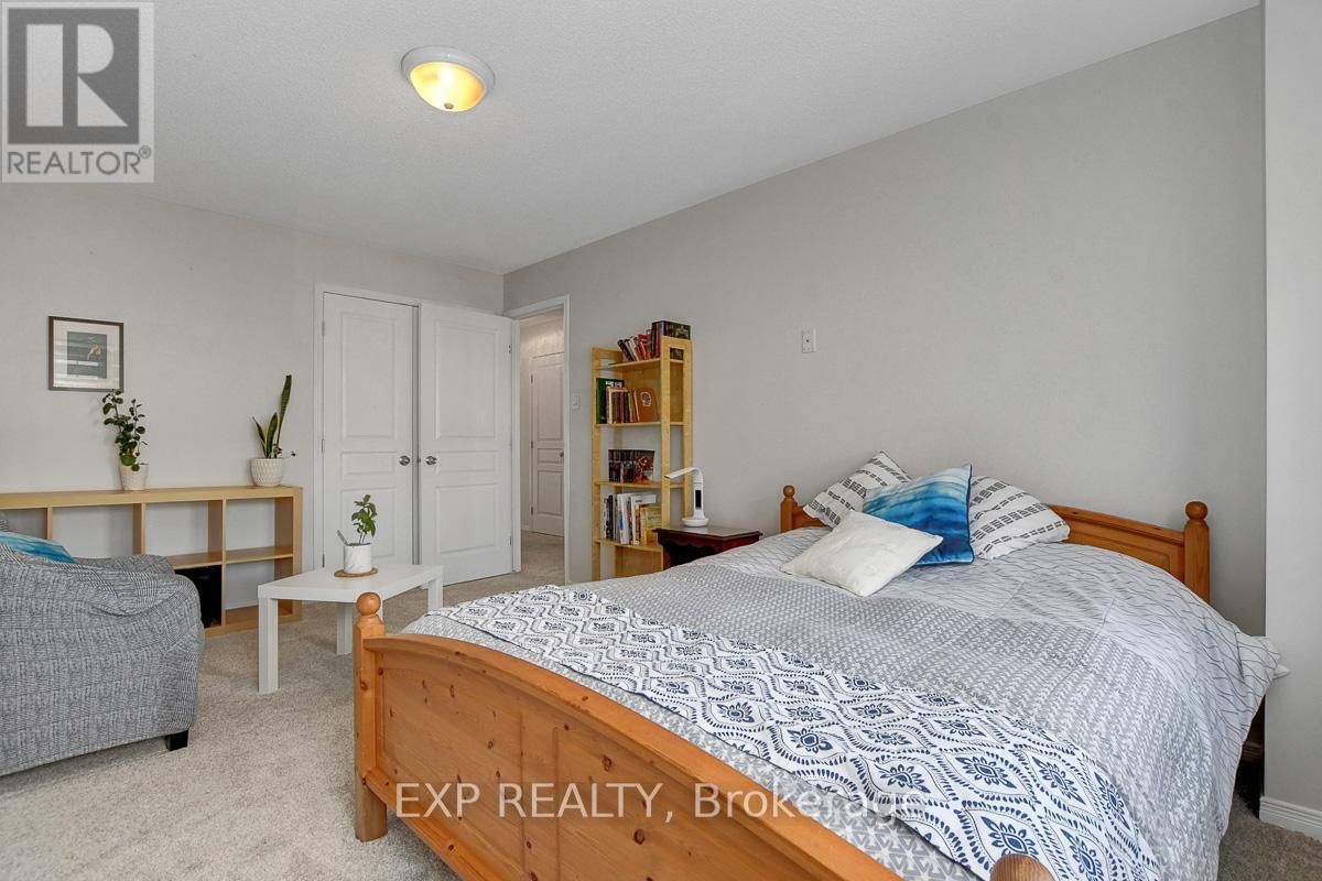 228 HIDDEN MEADOW AVENUE Image 35