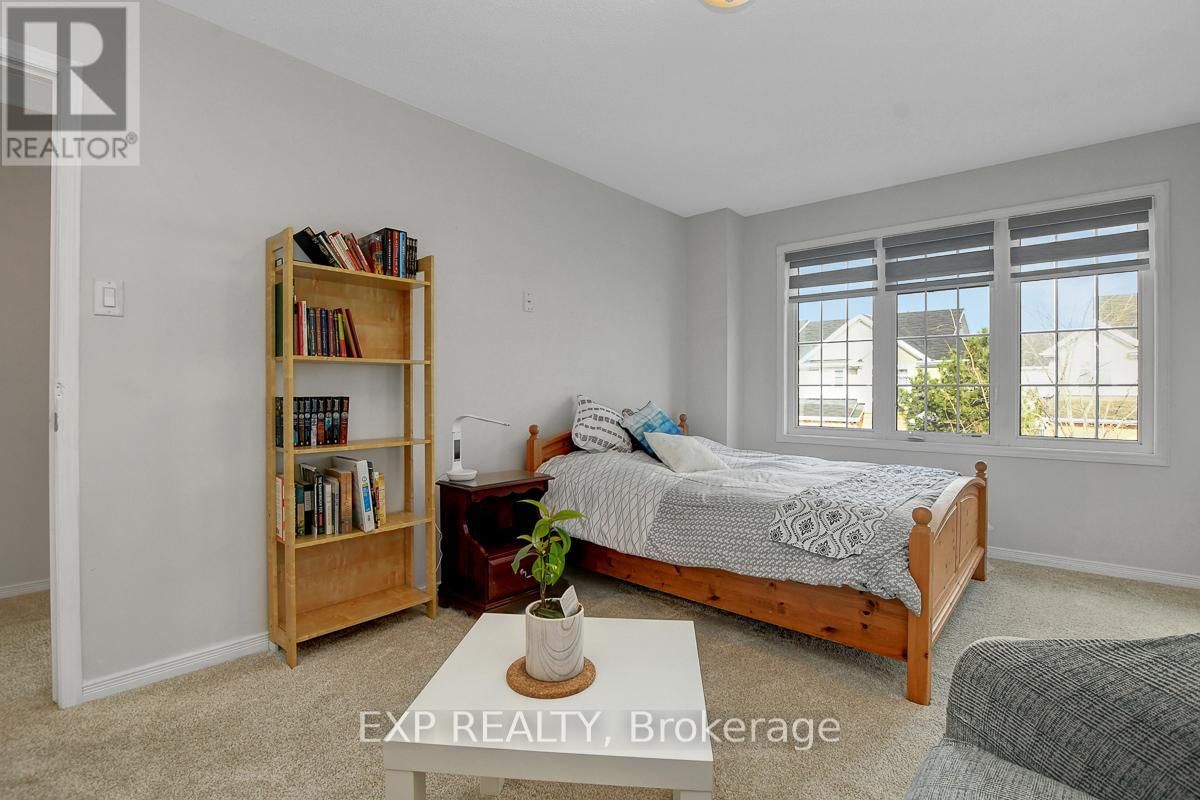 228 HIDDEN MEADOW AVENUE Image 36