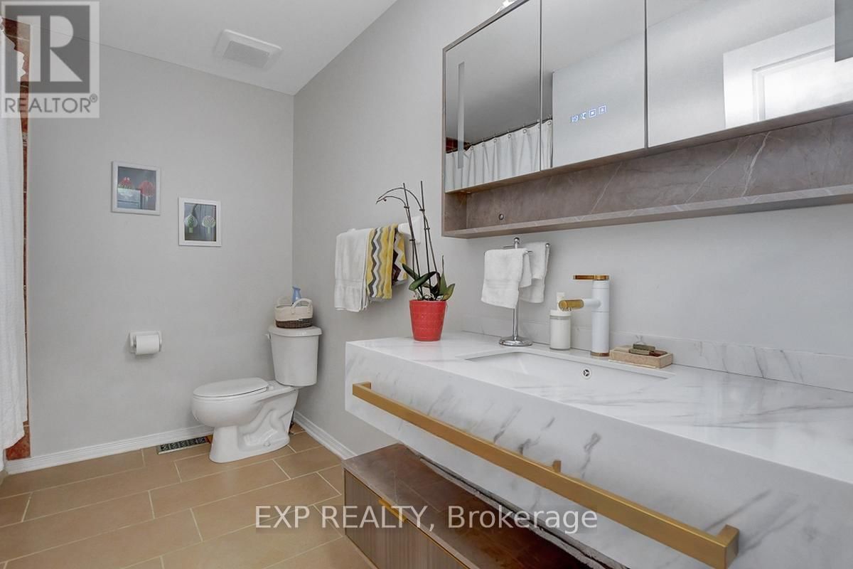 228 HIDDEN MEADOW AVENUE Image 38
