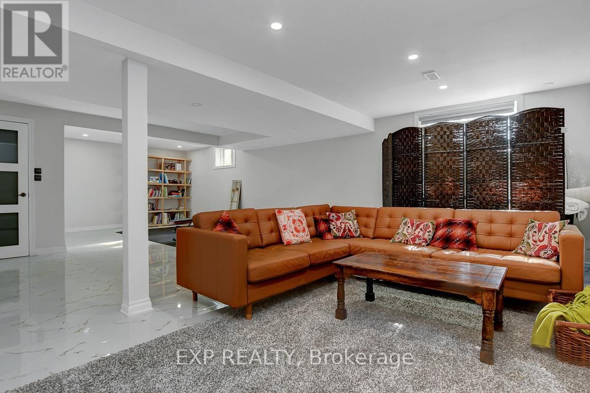 228 HIDDEN MEADOW AVENUE Image 43