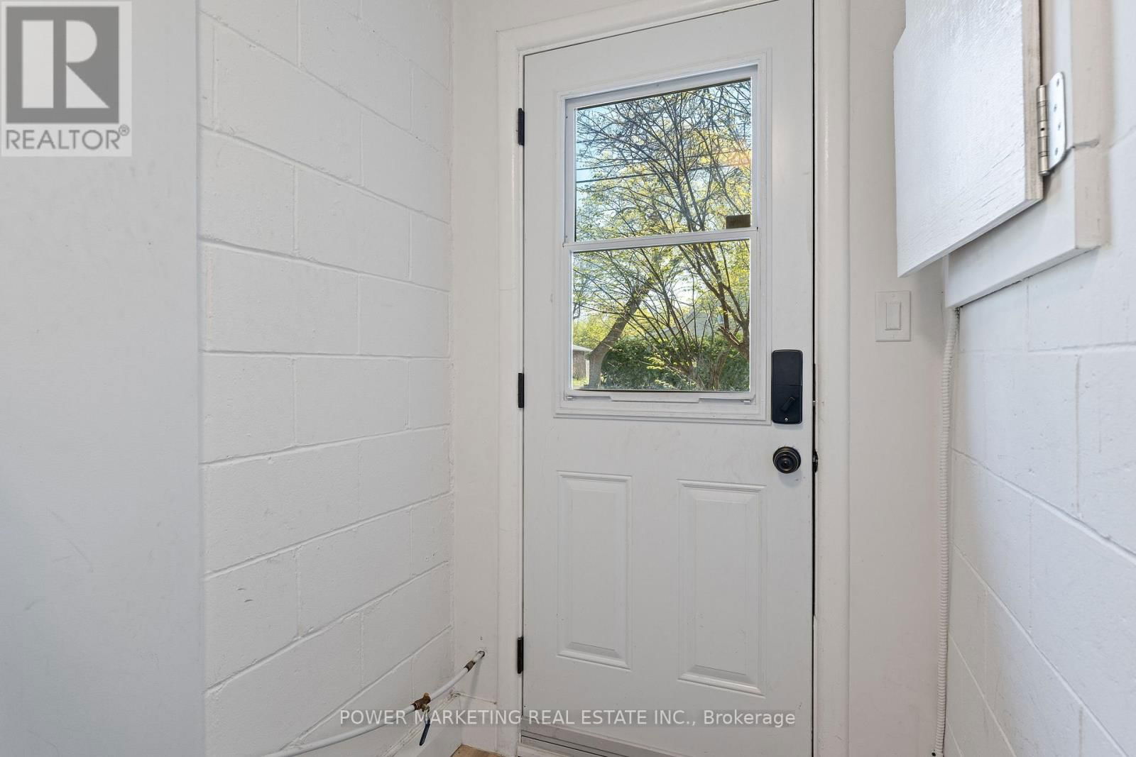 1244 PRINCE OF WALES DRIVE Image 11