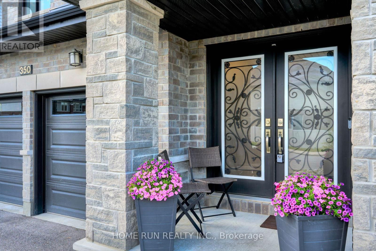 350 HALIBURTON HEIGHTS Image 2