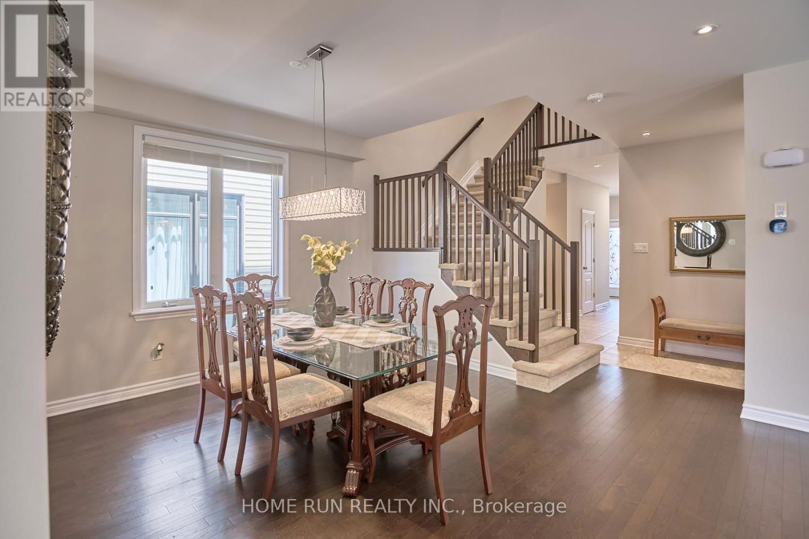 350 HALIBURTON HEIGHTS Image 20