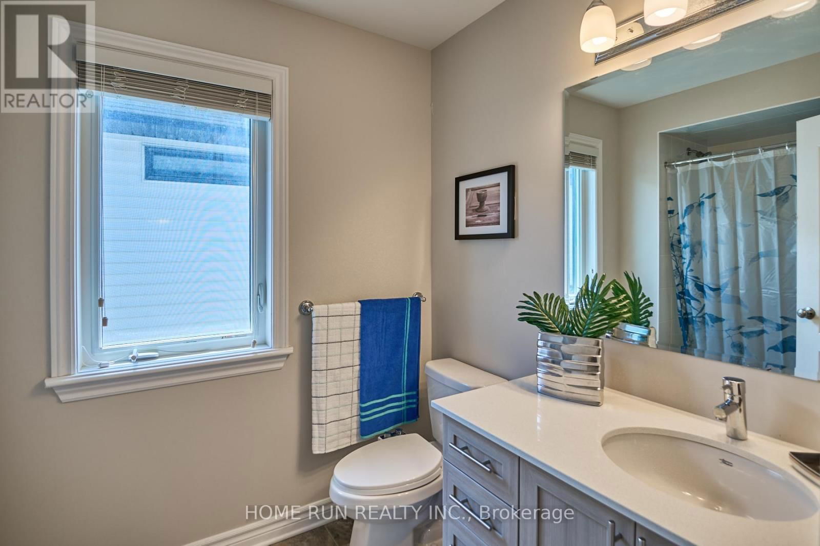 350 HALIBURTON HEIGHTS Image 34