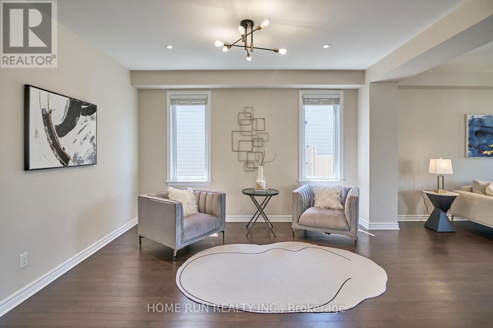 350 HALIBURTON HEIGHTS Image 6