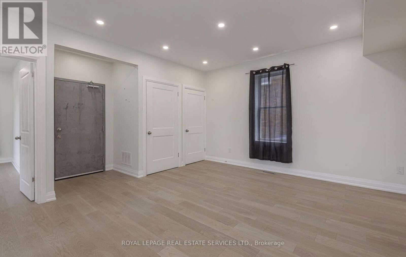 631 LAWRENCE STREET Image 5