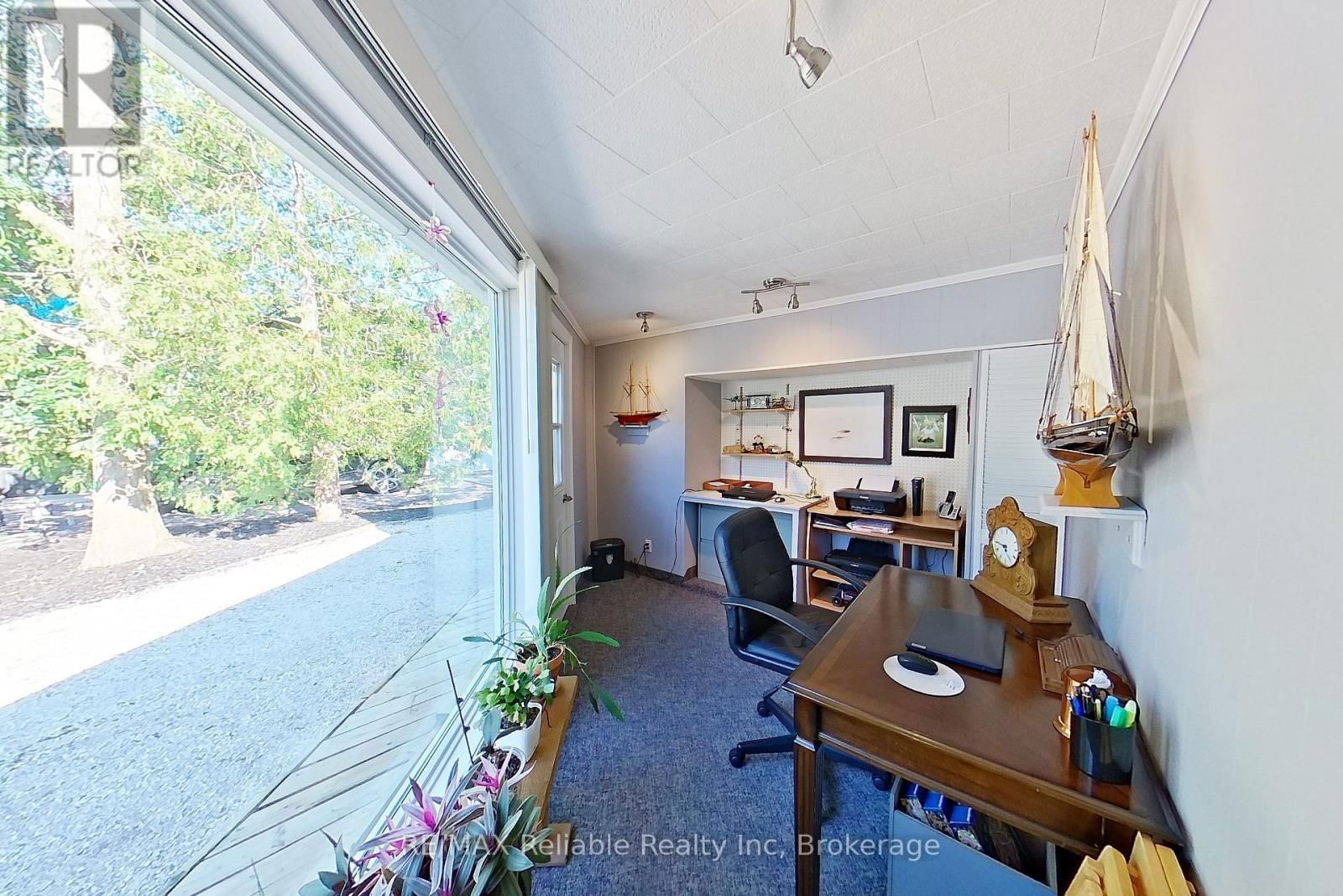 12 VICTORIA STREET Image 25