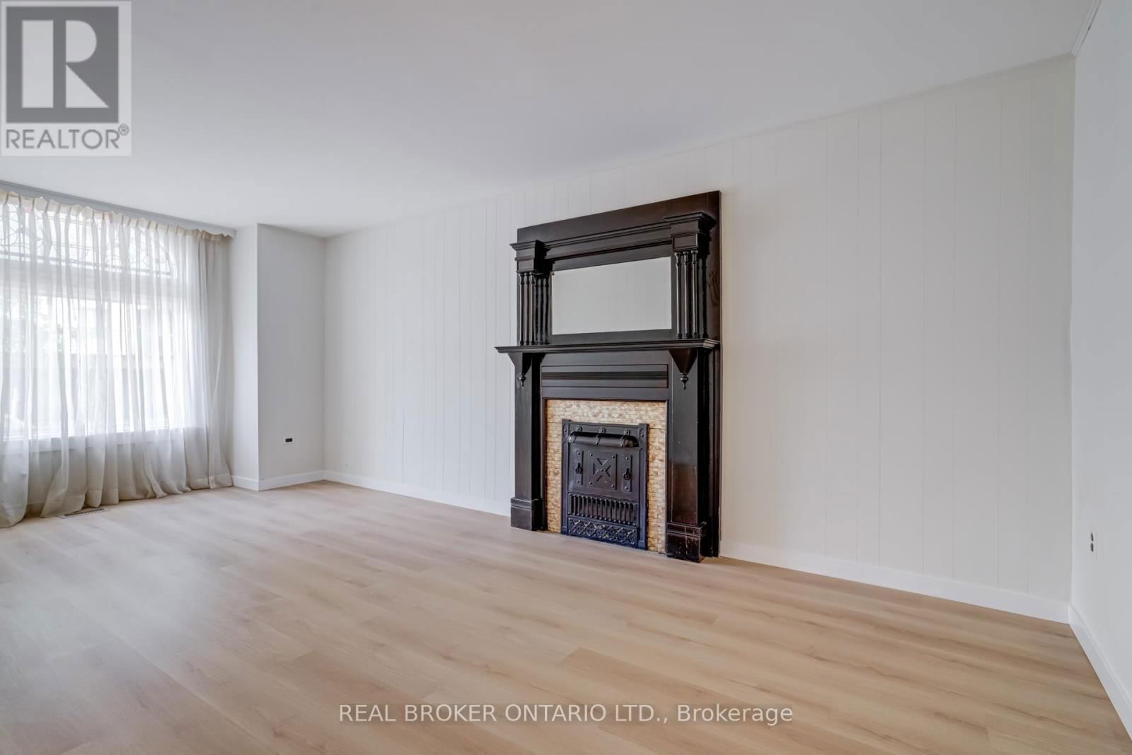 55 YOUNG STREET Image 5