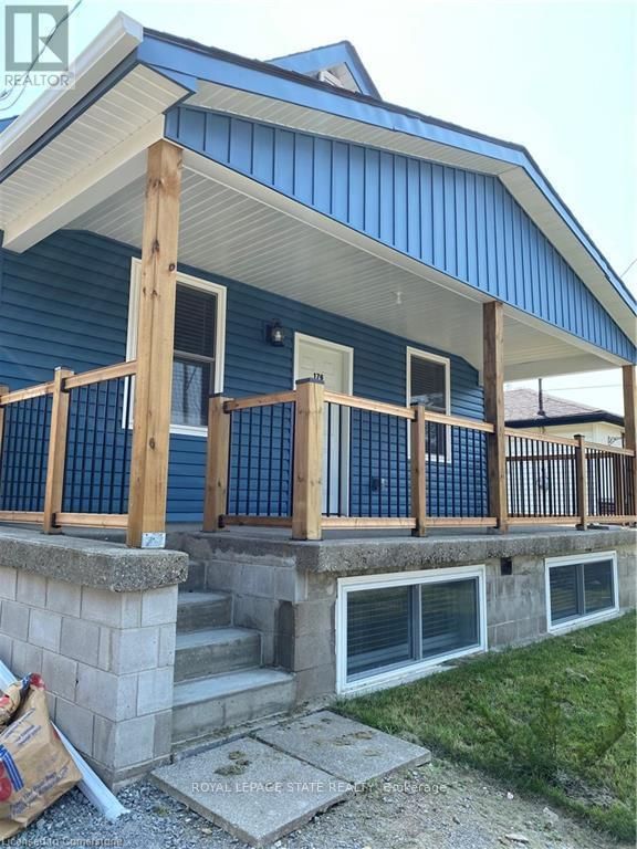 Upper - 176 QUEENSDALE AVENUE EAST Image 32