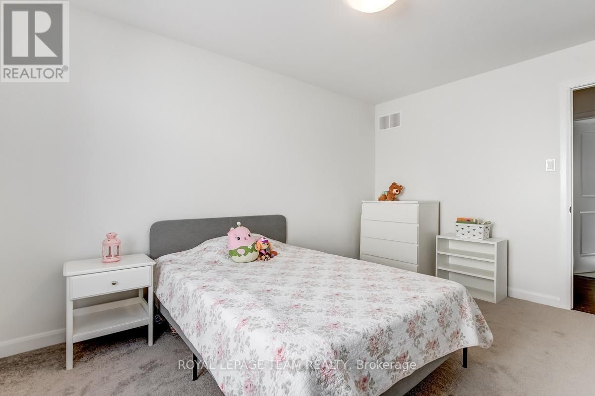 218 CALVINGTON AVENUE Image 31