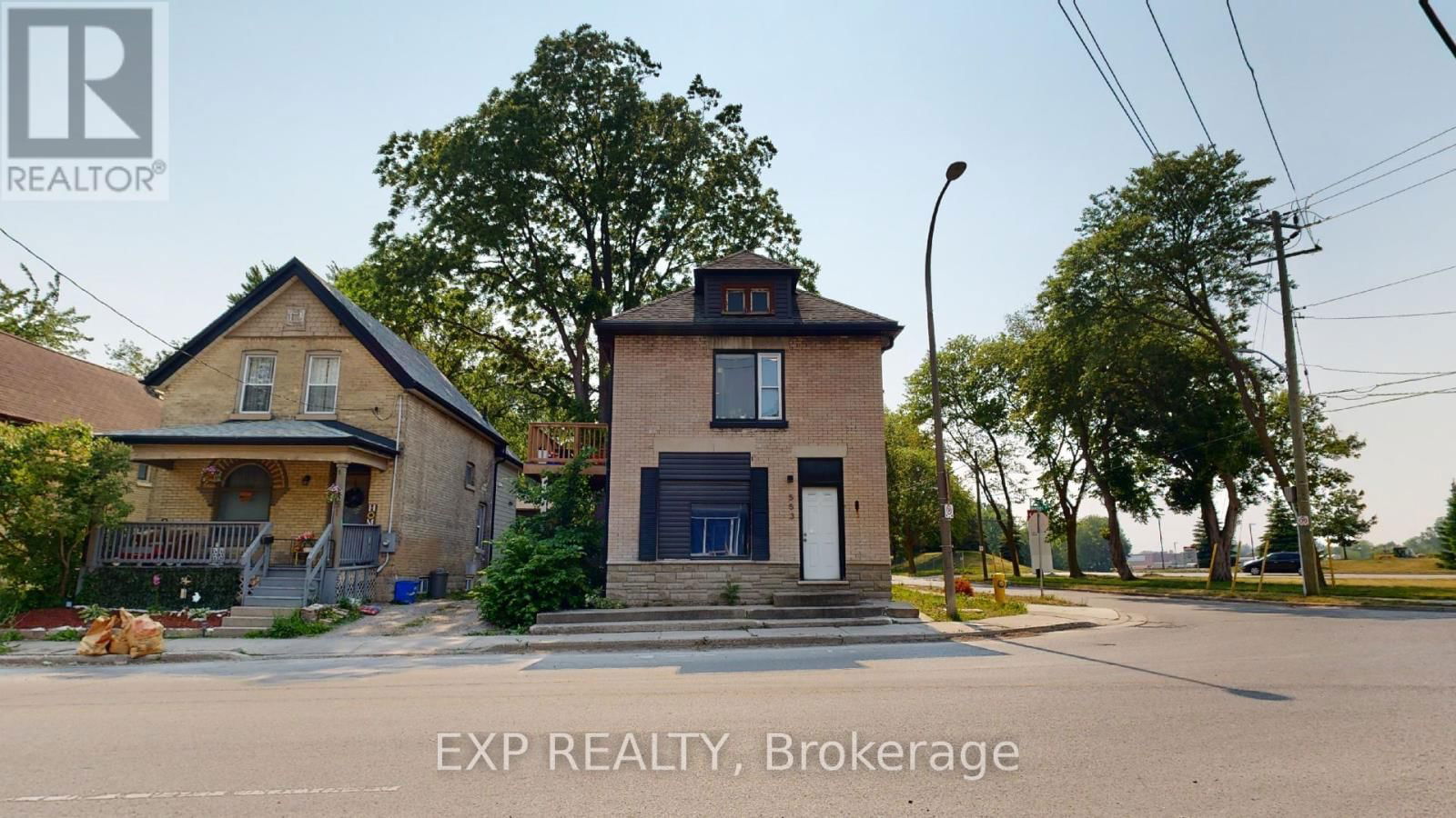 553 QUEBEC STREET Image 1
