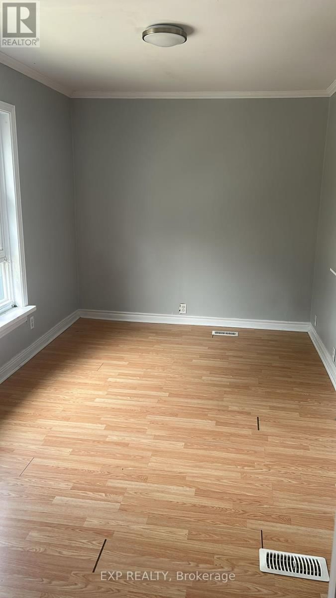 553 QUEBEC STREET Image 18