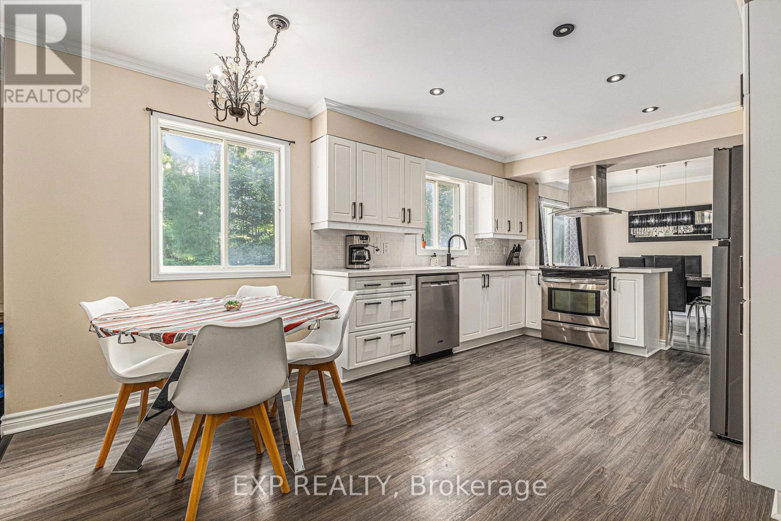 502 BENNETT ROAD Image 15
